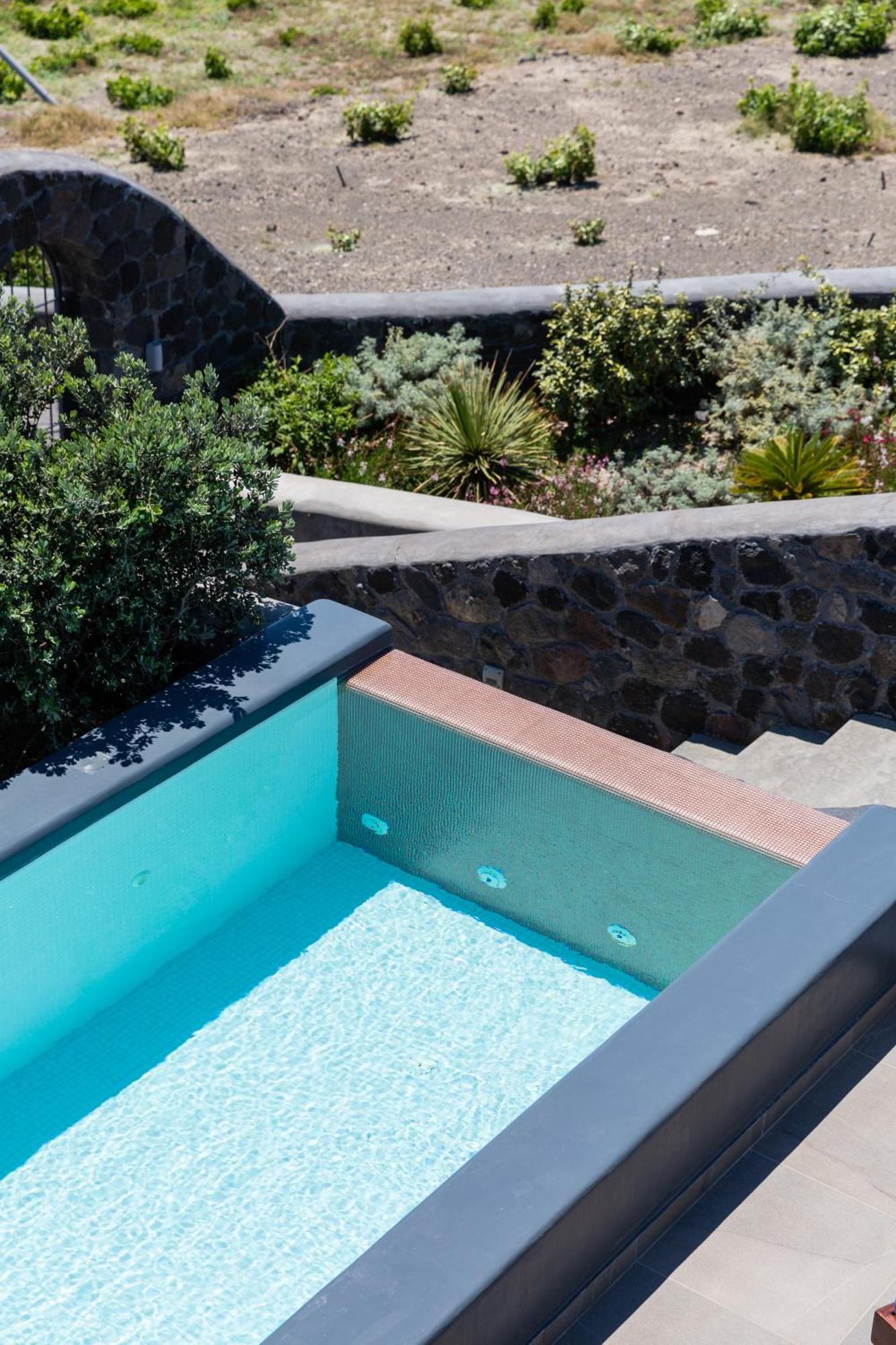 Soil Of Sun Luxury Villas Megalochori  Exterior photo